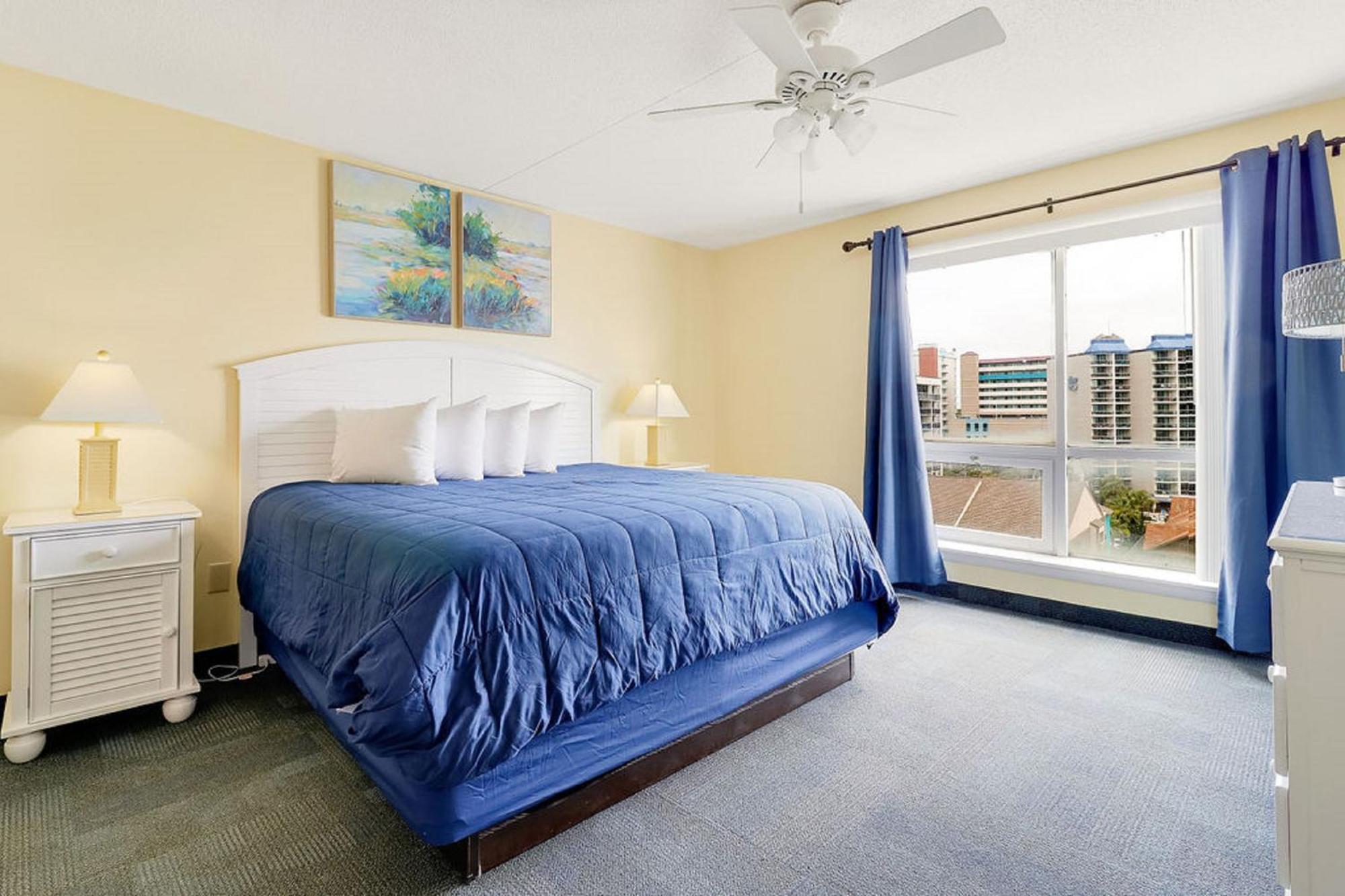 North Shore Oceanfront Resort Hotel شاطئ ميرتل الغرفة الصورة